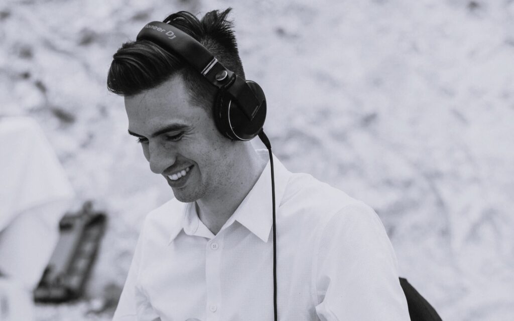 Meet DJ Aerodynamix​, Wedding DJ vs. Club DJ: What’s the Difference?, Top DJs in Kelowna